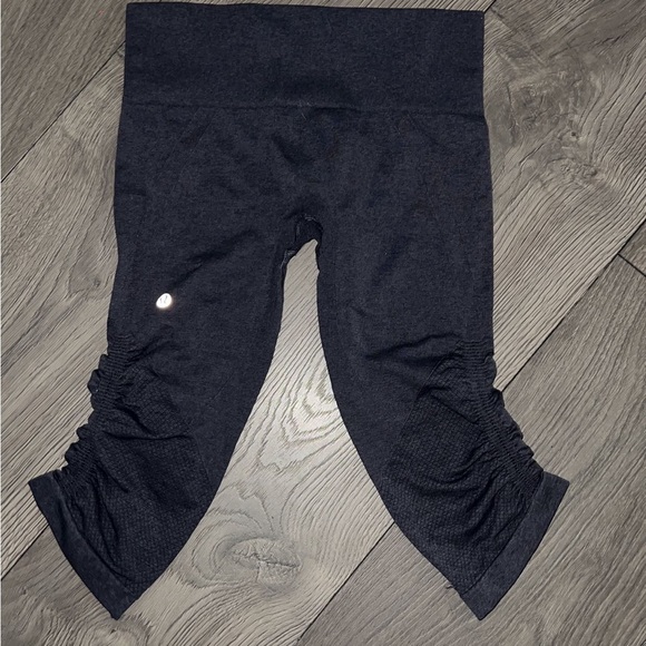 Lululemon In The Flow Crop II Cadet Blue size 4 - Picture 5 of 16